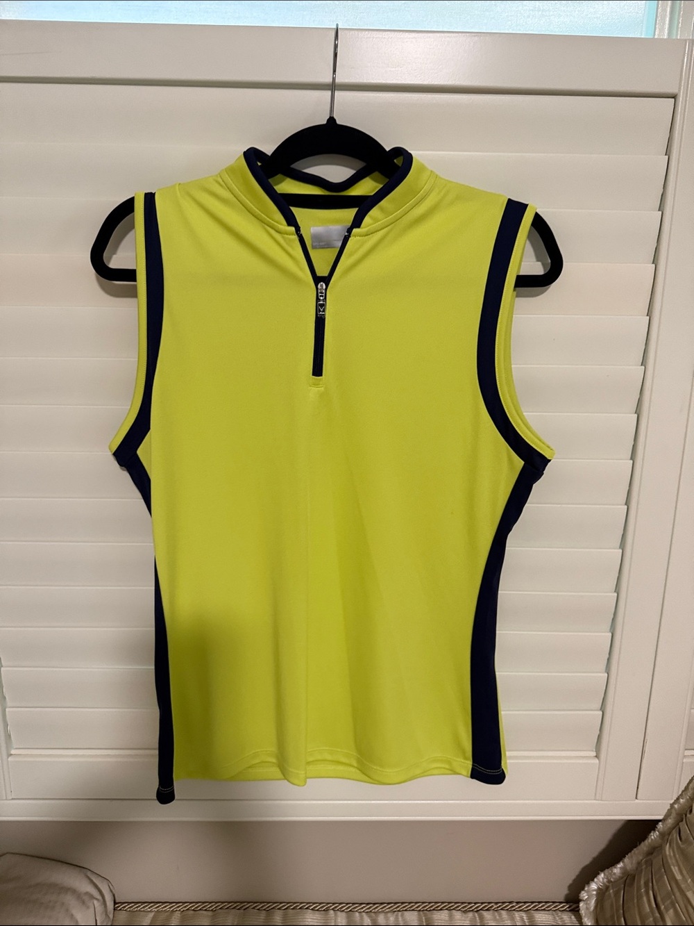 Callaway Neon Yellow Sleeveless Golf Top with Navy Trim